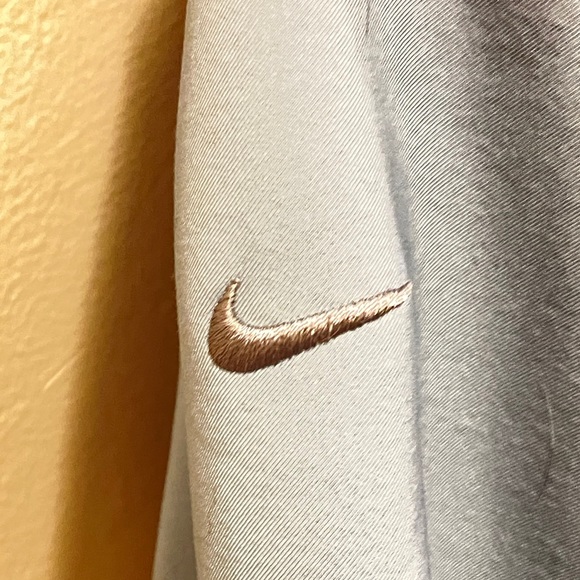 Nike Women’s Small Spring Jacket - Picture 3 of 5